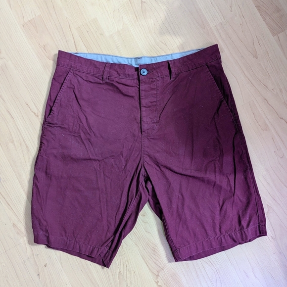 H&M Other - H&M Men's Dark Red Flat Front Shorts